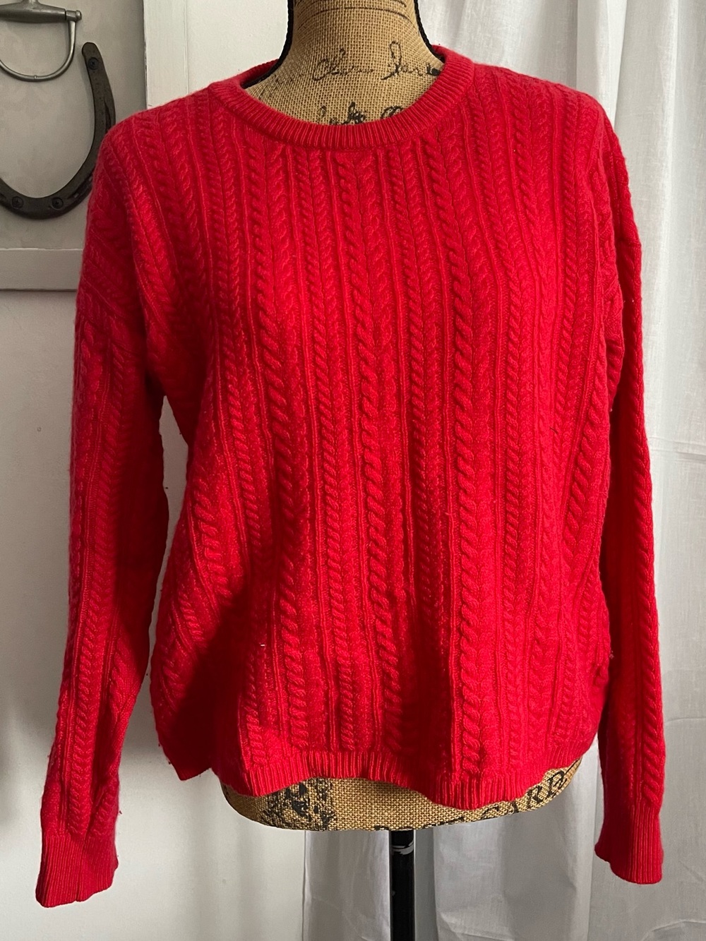 Lord & Taylor Cashmere Blend  Cable Knit Crew Neck Sweater Size L